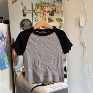 Brandy Melville Crop Top John Galt